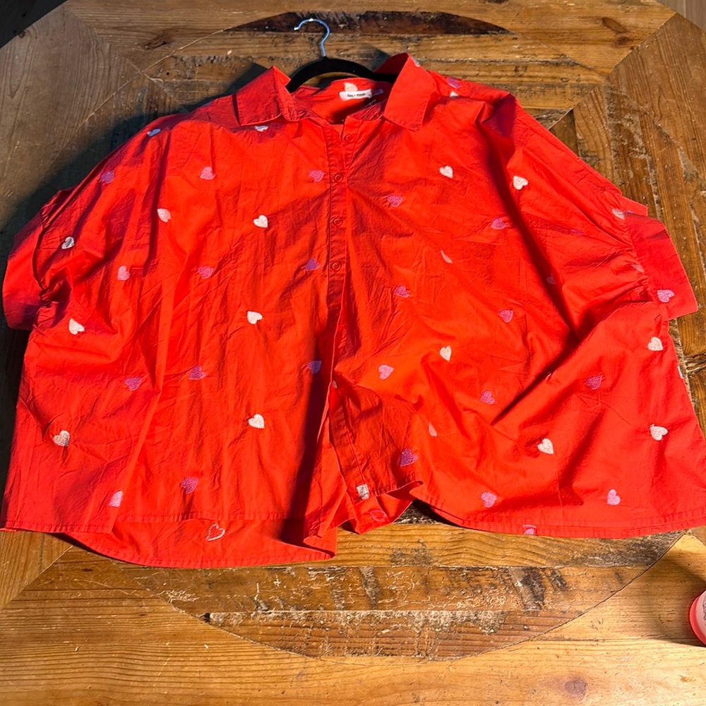 Brand new super cute and fun button up